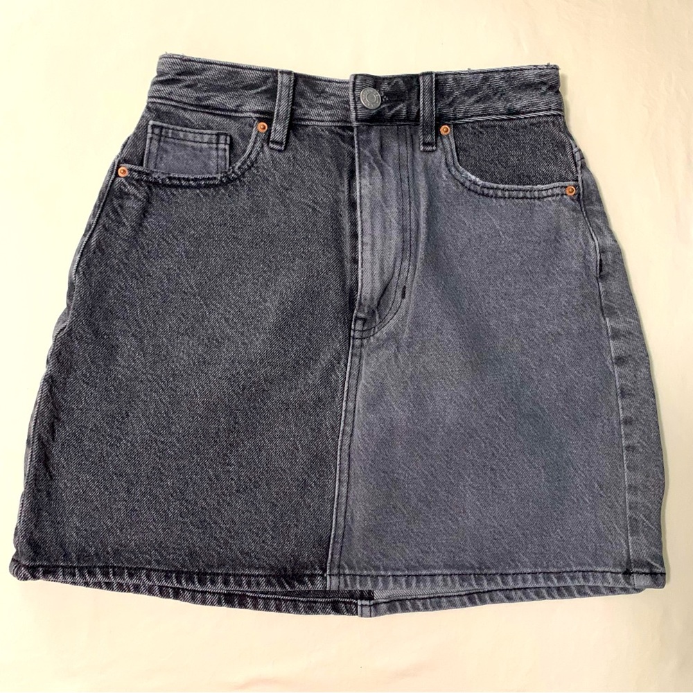 PacSun Size 25 Black/Grey Two Toned High Rise Mini Jean Skirt
